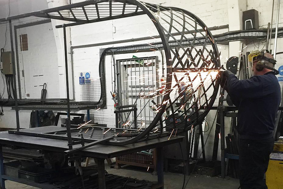 /media/pages/library/pr-metals-manufacturing.jpg